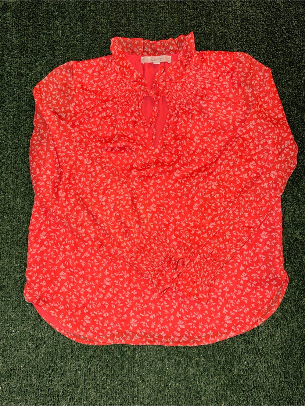 LOFT Coral Floral Blouse Sheer Sleeves Ruffle Neck & Cuffs Women’s Size Small
